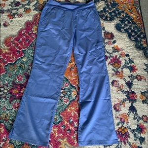 light blue scrub set from healing hands